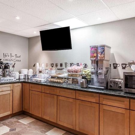 Super 8 By Wyndham Schenectady - Albany Area Hotel Екстериор снимка